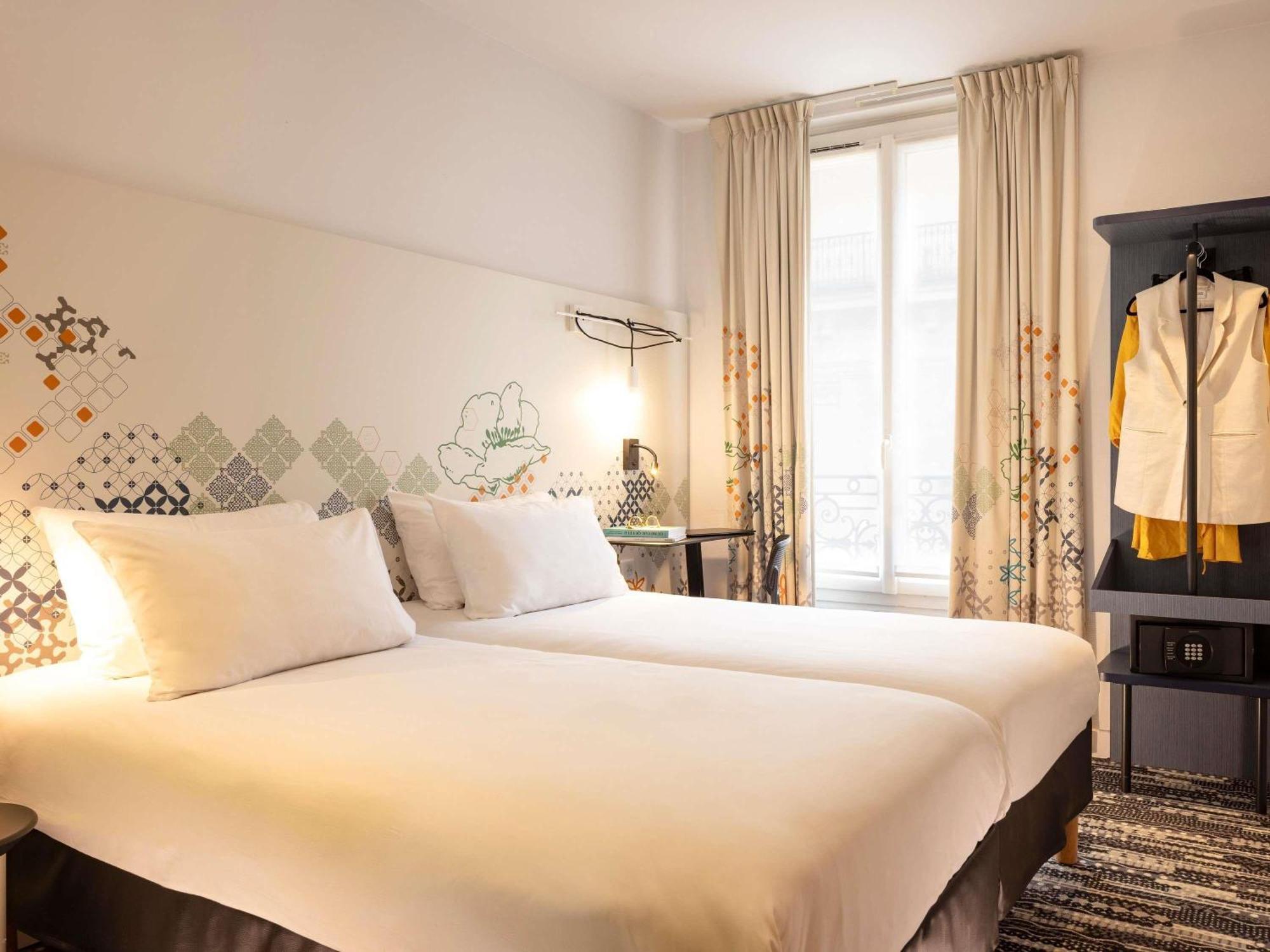 Ibis Styles Gare Saint Lazare Hotel 3*