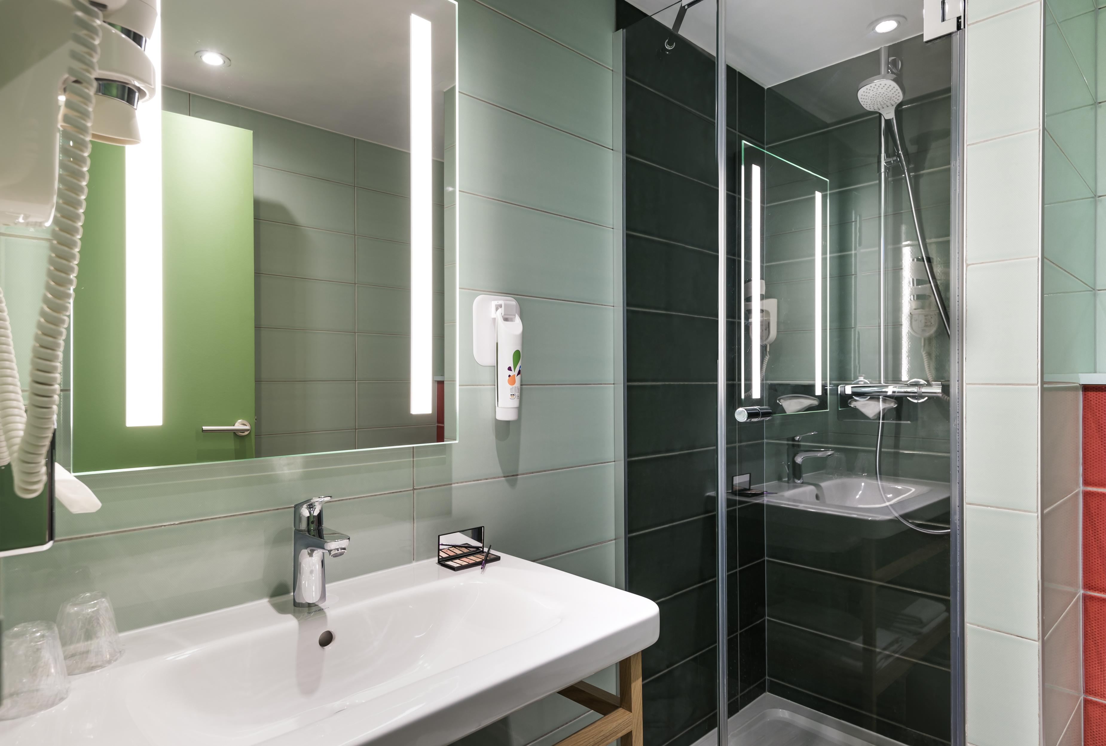 Ibis Styles Gare Saint Lazare 3* Parigi