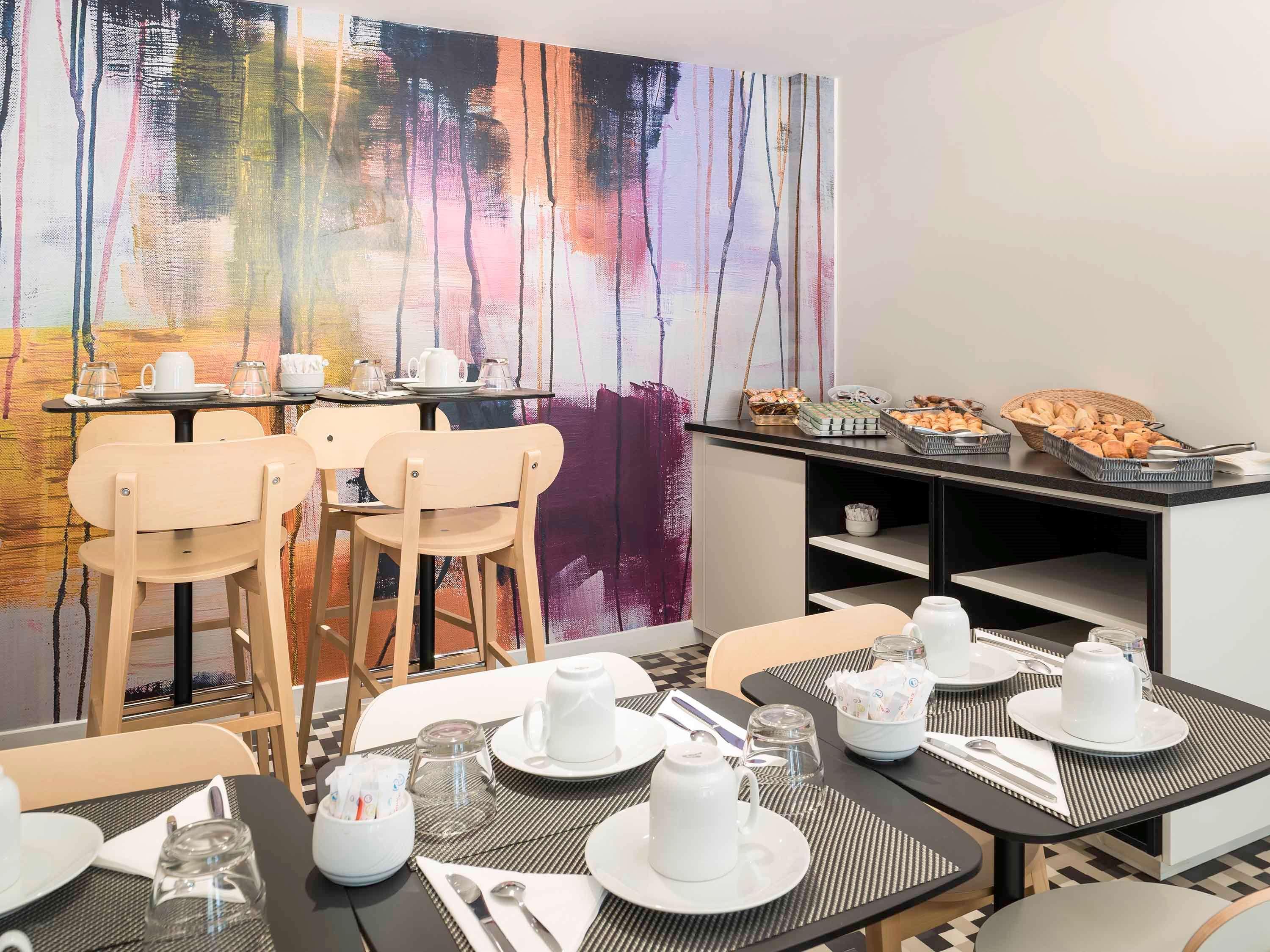 Ibis Styles Gare Saint Lazare Hotel 3*