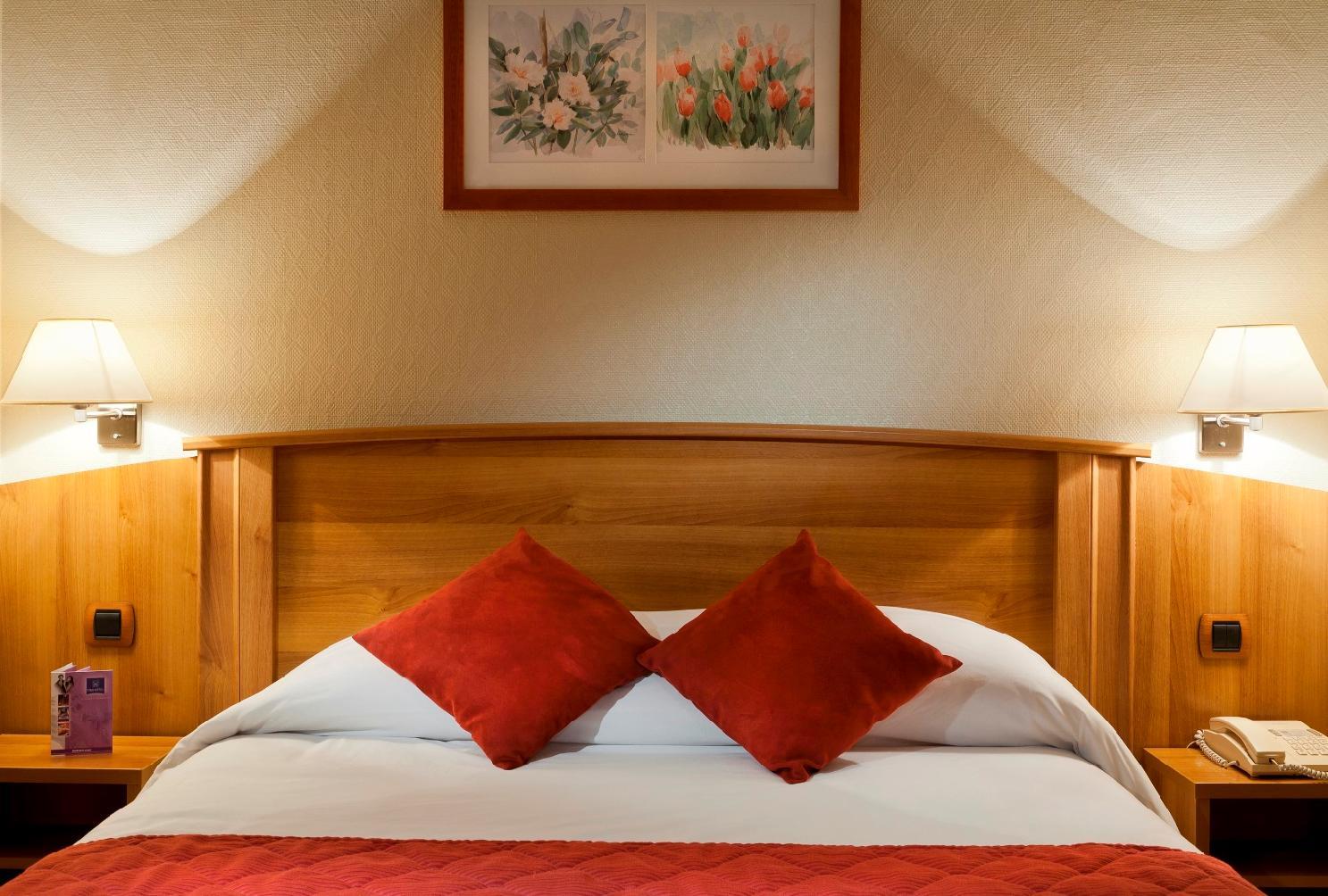 Hotel Ibis Styles Gare Saint Lazare 3*