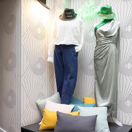 Ibis Styles Gare Saint Lazare Hotel Paris